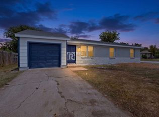 4525 Hunter St, Haltom City, TX 76117