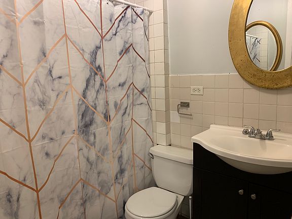 4th image of 2235 W Belmont Ave #0