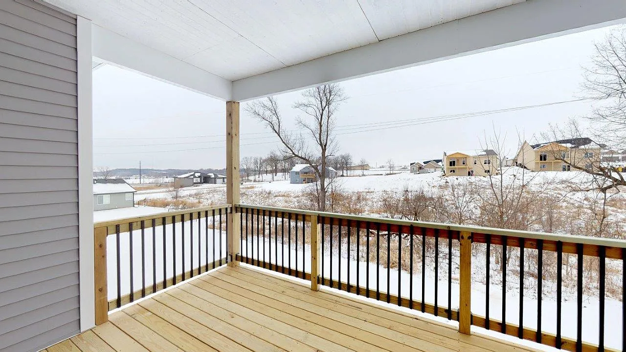 3 bed, 1650 sqft, $2,200 — Photo 4