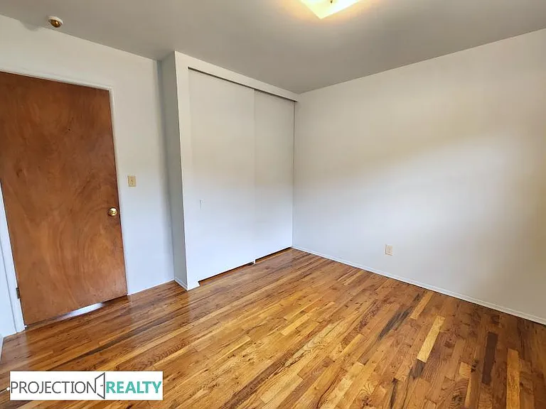 5110 N Newark St — Photo 16