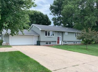 1310 Lucas Ave, Chariton, IA 50049