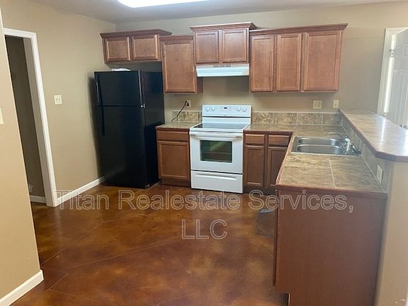 4th image of 308 S Landry Dr Unit A