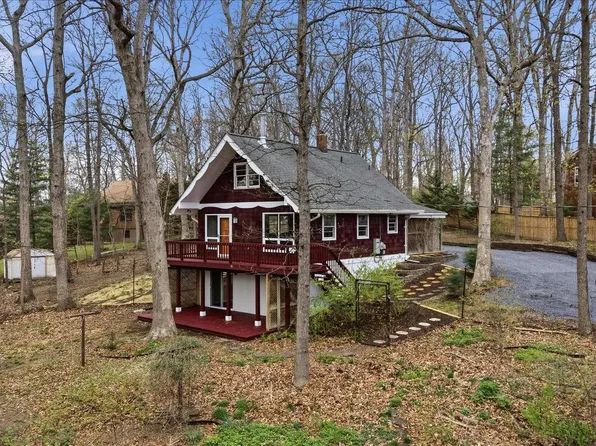 175 Fern Dr, Harpers Ferry, WV 25425