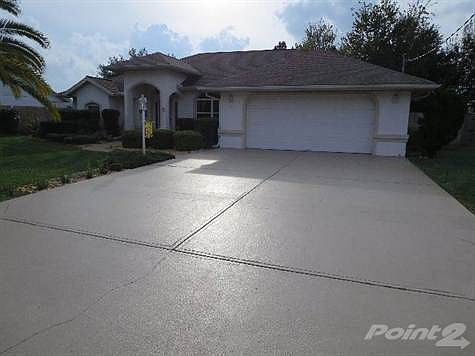5 Burnham Lane driveway
