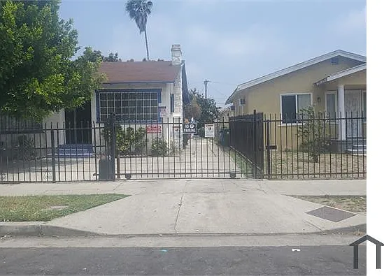 3 bed, 1200 sqft, $3,200 — Photo 1