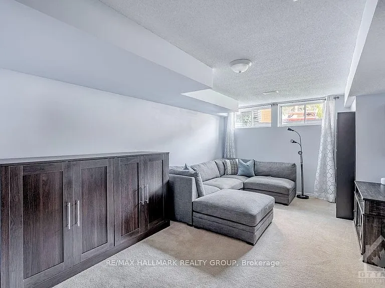 13 Upney Dr — Photo 22