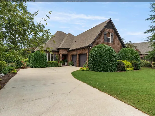 261 Lacey Ave, Maylene, AL 35114