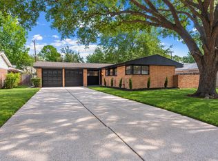2303 Willowby Dr, Houston, TX 77008