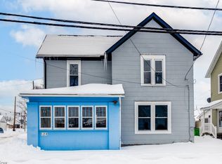 124 3rd St SW, Strasburg, OH 44680