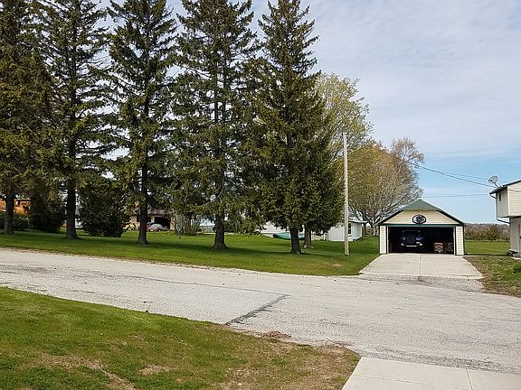 Exterior - Side Property