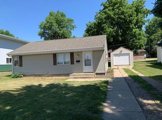 105 E 2nd St, Kingsley, IA 51028