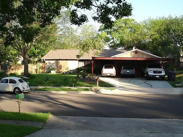 5903 Echoway St, San Antonio, TX 78247