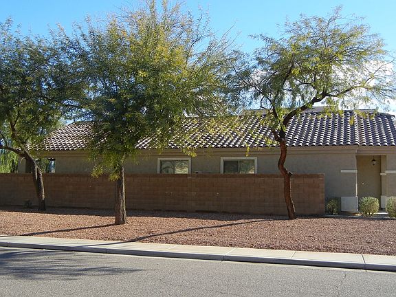 5th image of 7307 S 56th Dr