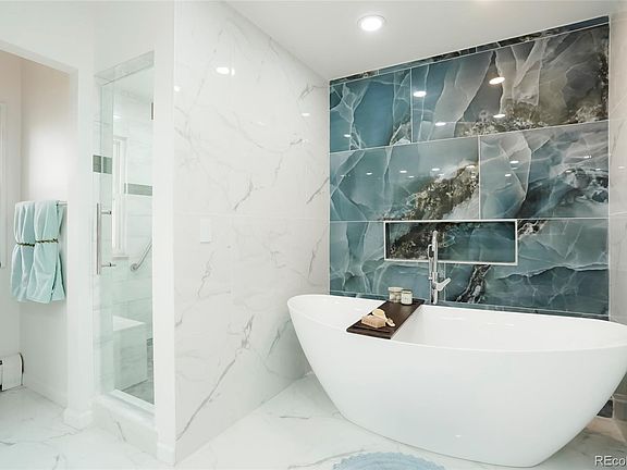 4th image of 3940 S Monaco Parkway