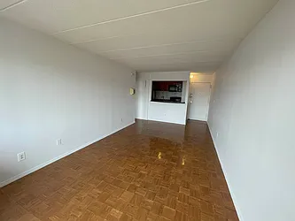 Rented by Metropolis International Realty Inc.