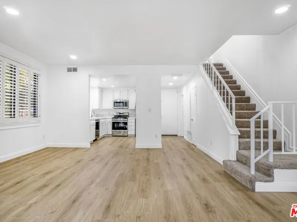 8711 Falmouth Ave Unit 114, Playa Del Rey, CA 90293