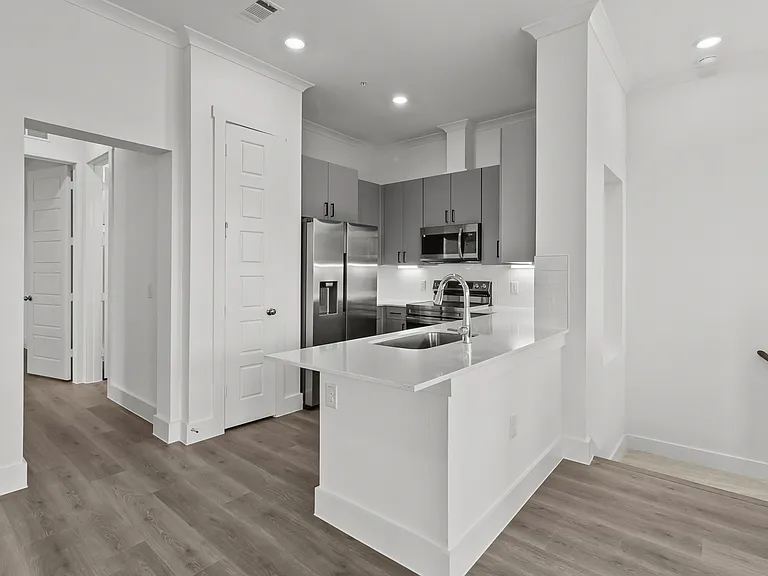 B2-Enclave-Kitchen B2-Enclave-Kitchen
