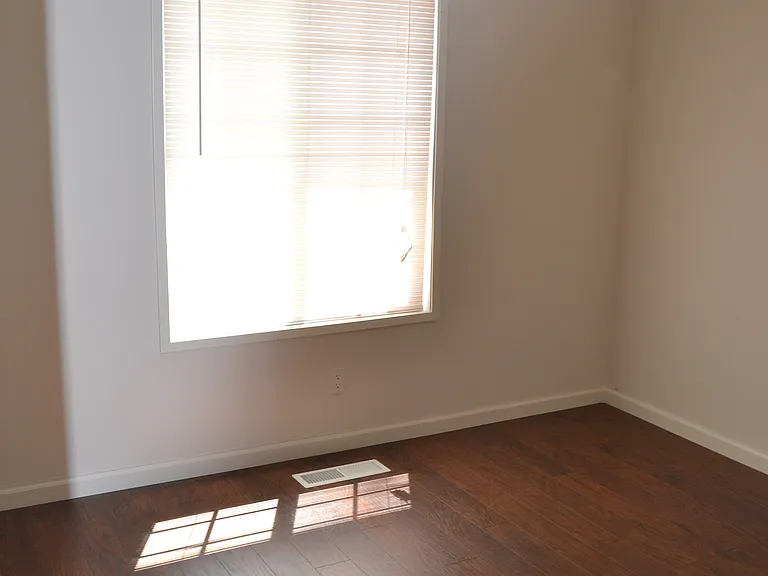 2825 Zinnia Ct — Photo 13