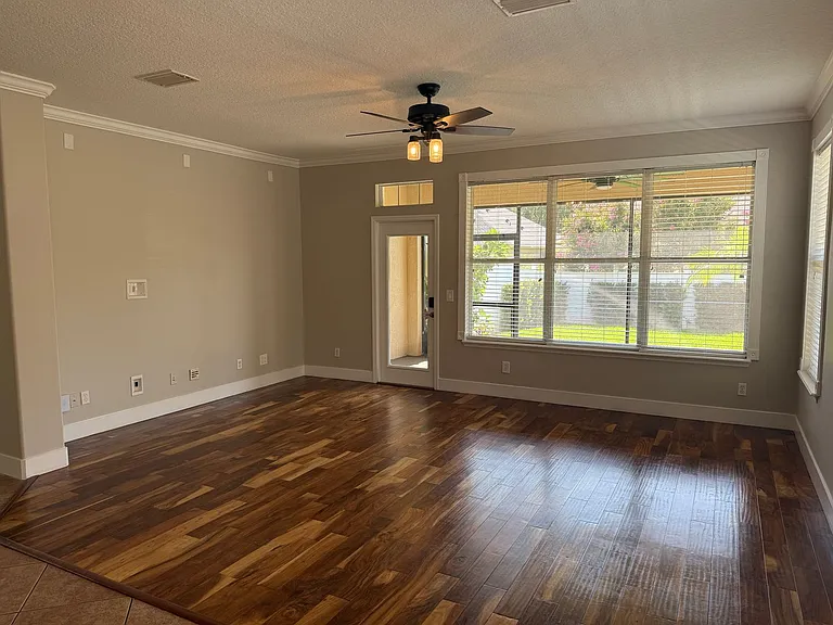 6719 Romney Ln — Photo 23
