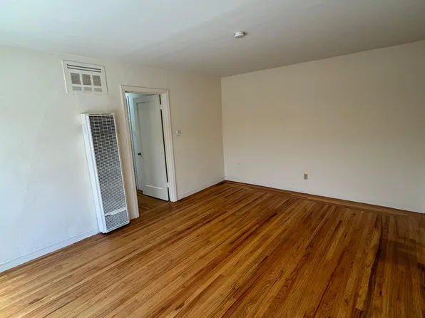 2338 Blake St #1, Berkeley, CA 94704
