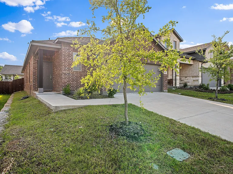 3211 Bedstraw Ln — Photo 8