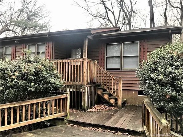 108 Garden Ter, Dallas, NC 28034