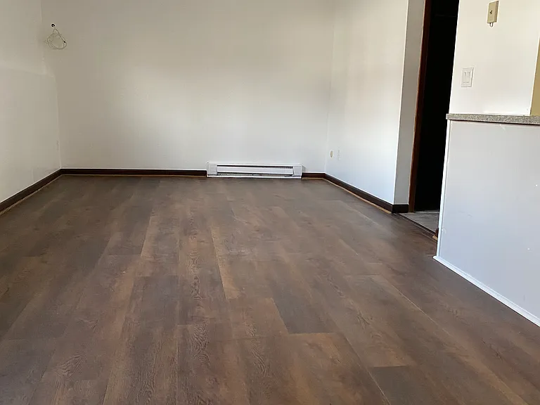 170 Knox — Photo 21