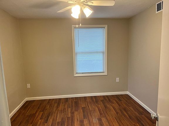 5th image of 1295 Pleasant St #1/2