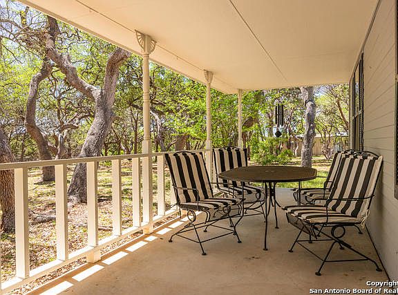 5th image of 500 Wimberley Oaks Dr