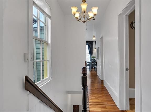 4th image of 1420 Kerlerec St #2