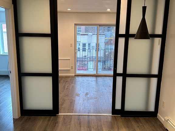 3rd image of 13316 41st Rd APT 3F