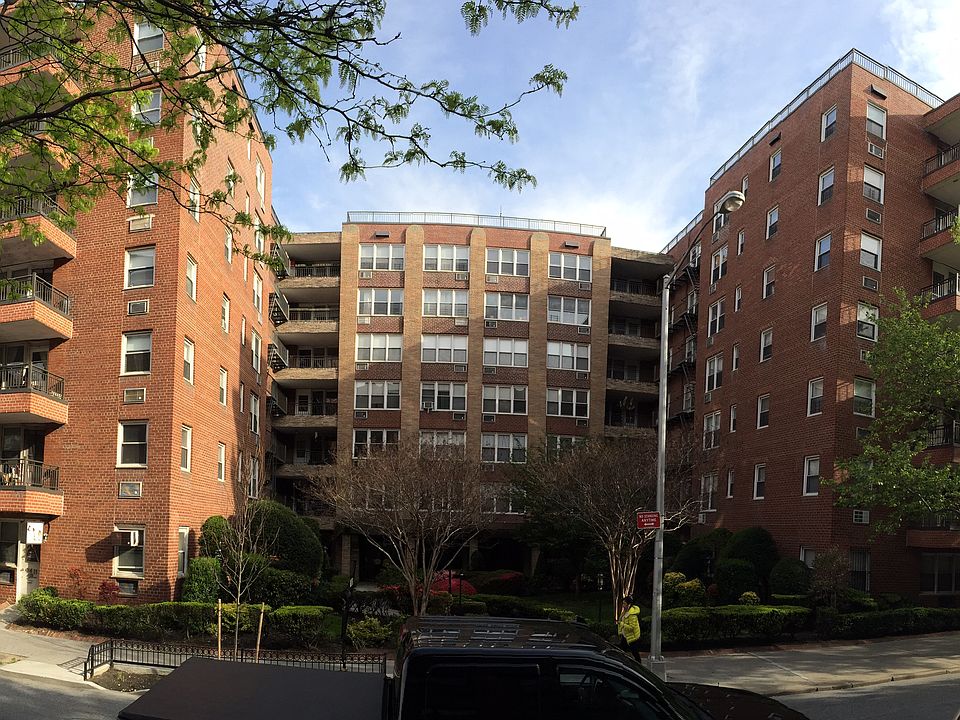 1st image of 9411 59th Ave APT F18