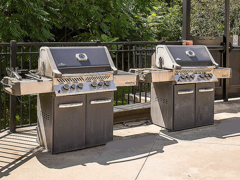 Grill and dining terrace