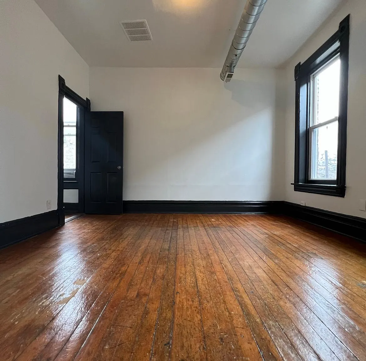 2 bed, 750 sqft, $1,650 — Photo 1