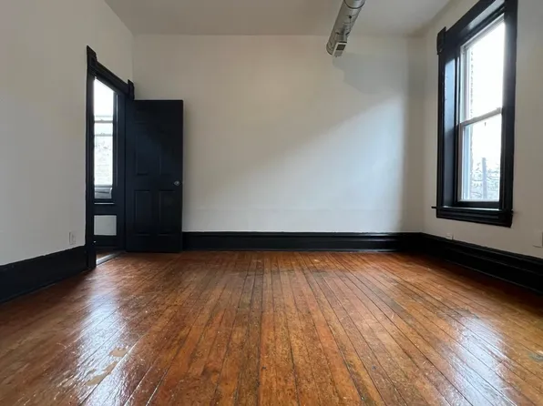 1004 W 18th St #3R, Chicago, IL 60608