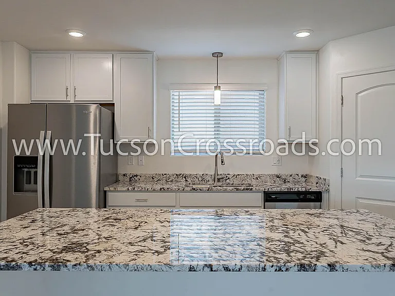 10611 Halsey Dr — Photo 11