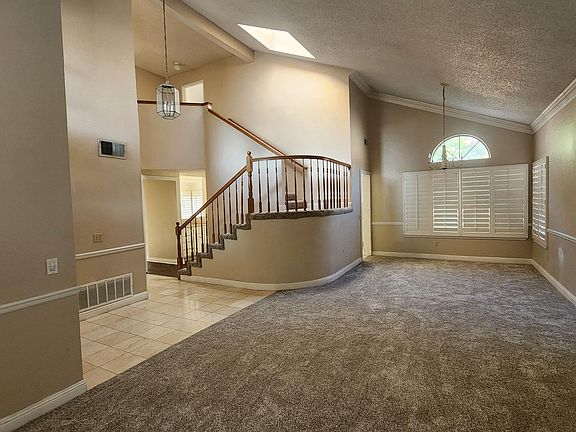3rd image of 29008 Willow Creek Ln