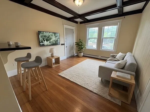 1742 Commonwealth Ave — Photo 2