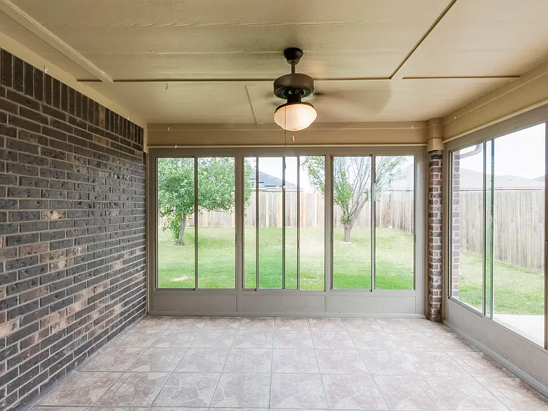 2405 Coy Dr — Photo 28