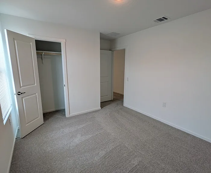 6031 Skipping Way — Photo 17