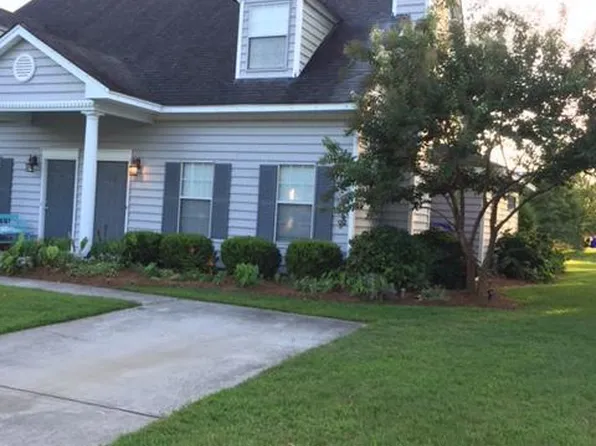 3061 Queensgate Way, Mount Pleasant, SC 29466