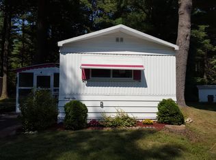 36 Warfield Dr, Westfield, MA 01085