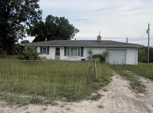 6102 County Road 262, Auxvasse, MO 65231
