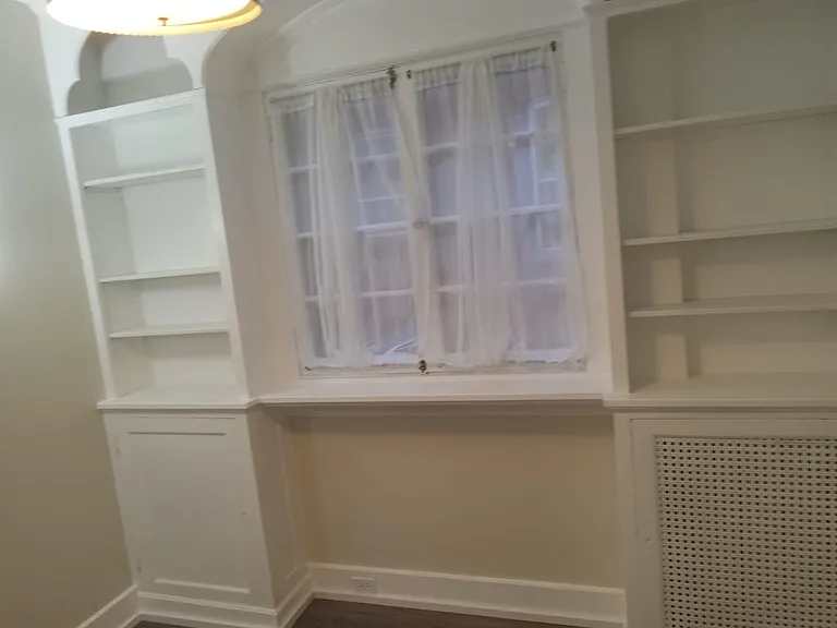 22 Pawling Ave #1 — Photo 3