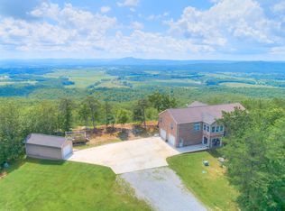6150 N Ridge Ln, Pulaski, VA 24301