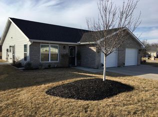 2259 S Cotton Rd, Marshall, MO 65340