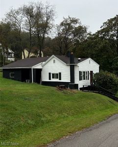 1297 Sunnyside St, East Liverpool, OH, 43920