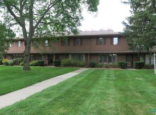 4069 Sherwood Forest Manor Rd #A-2, Toledo, OH 43623