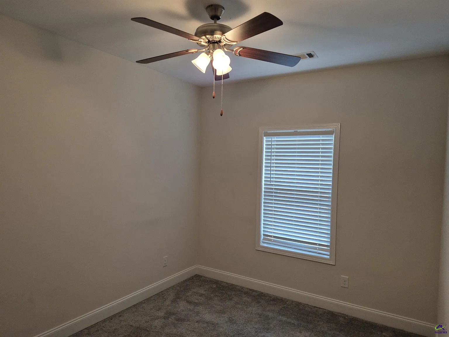 4 bed, 2.0 bath, $1,945 — Photo 3