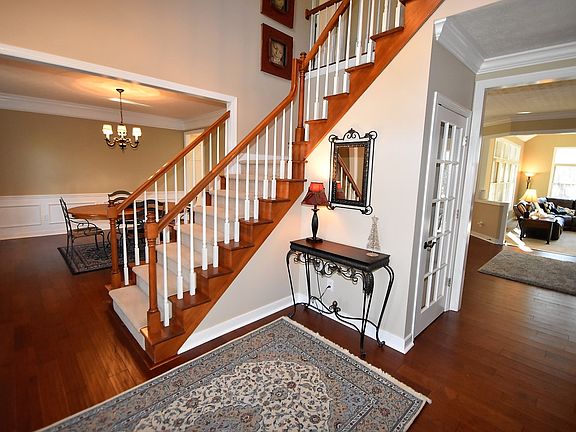 2nd image of 2728 Hawkesbury Blvd